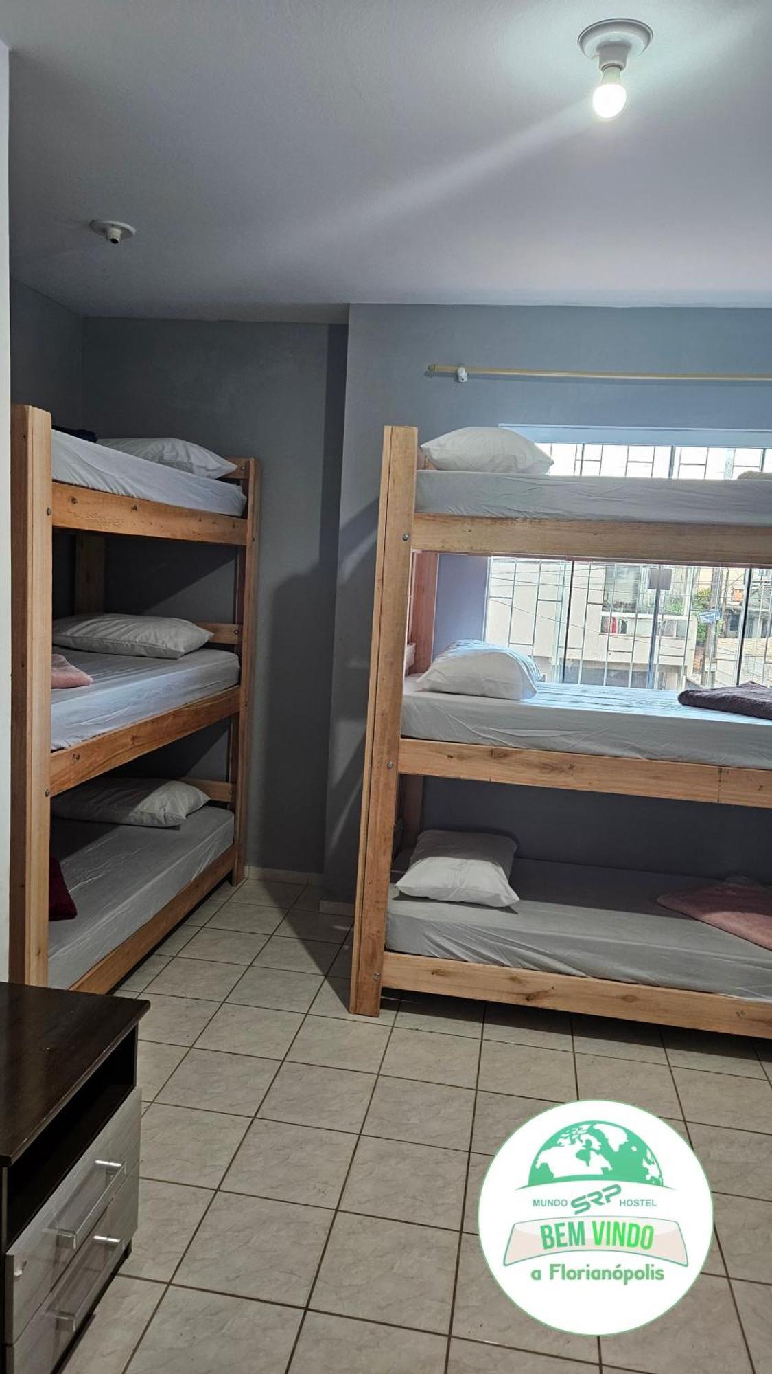 Mundo Srp Hostal